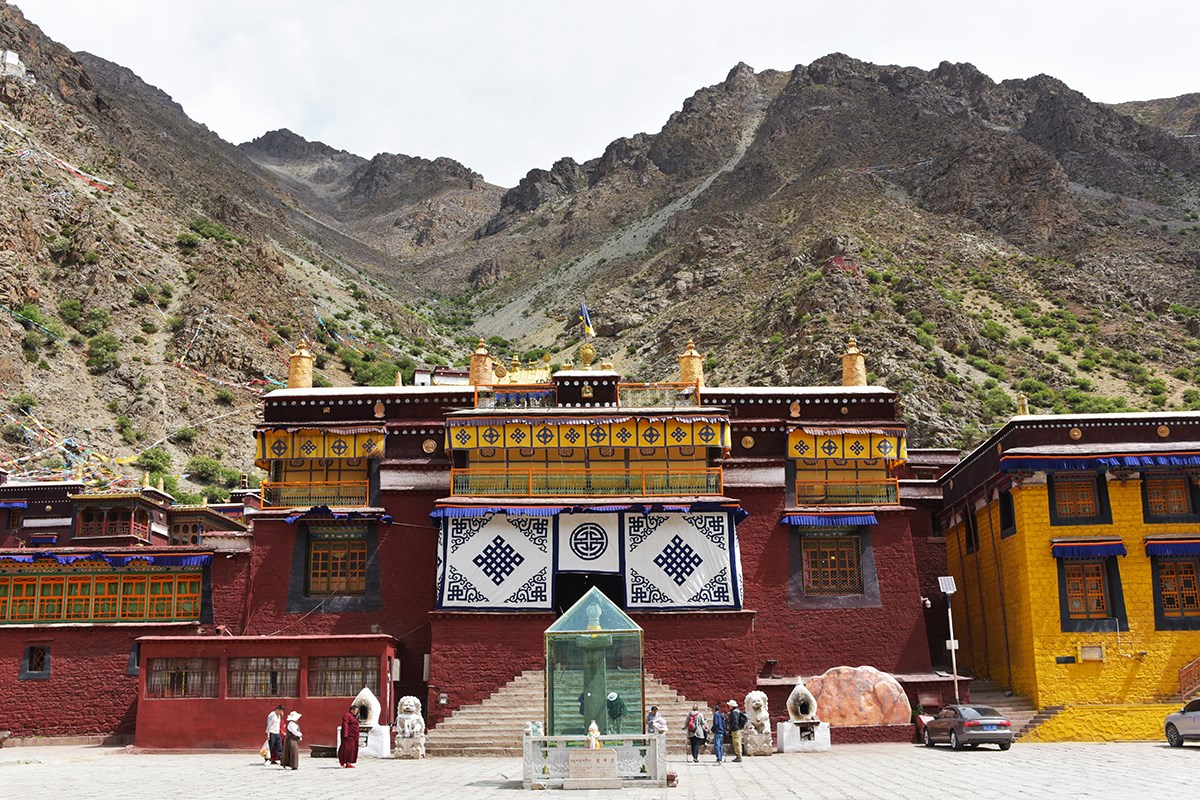  Tsurpu Monastery 