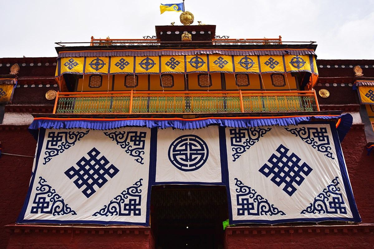  Tsurpu Monastery 