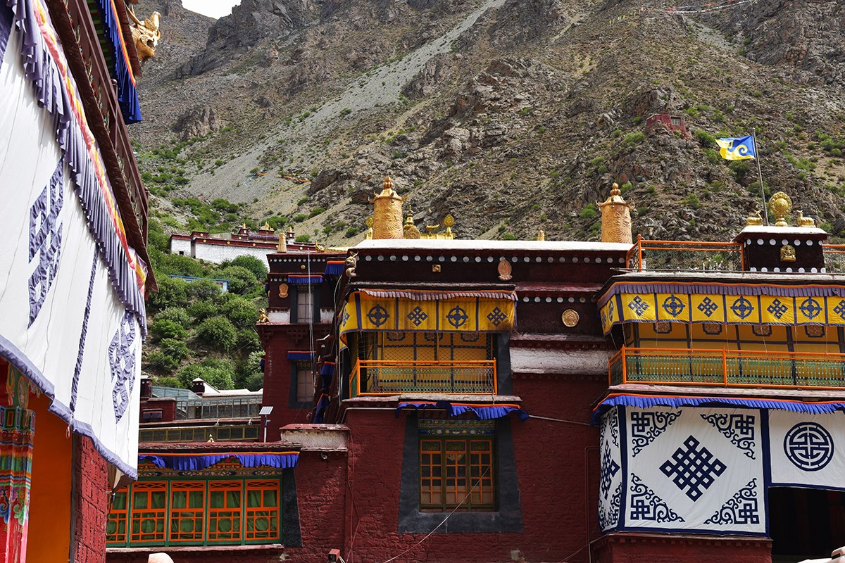  Tsurpu Monastery 