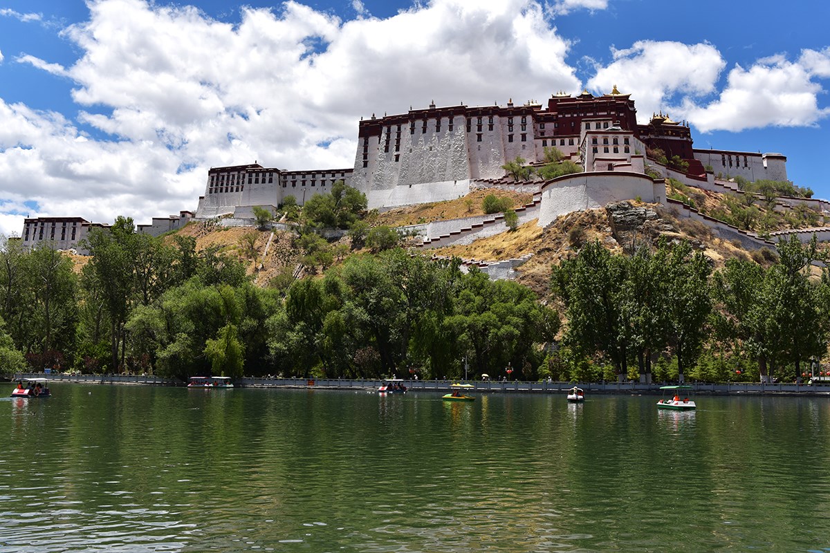 Dragon King Pool and Potala