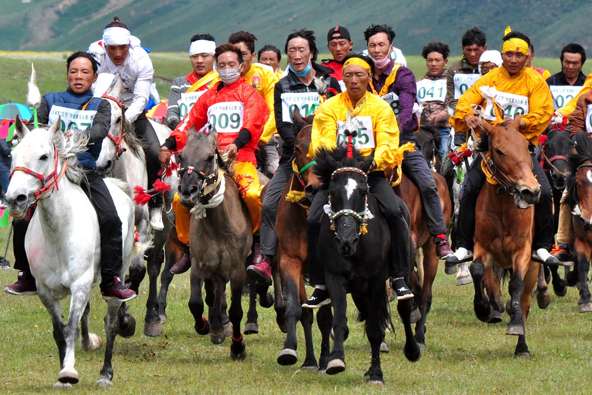 Yushu Horse Racing Festival