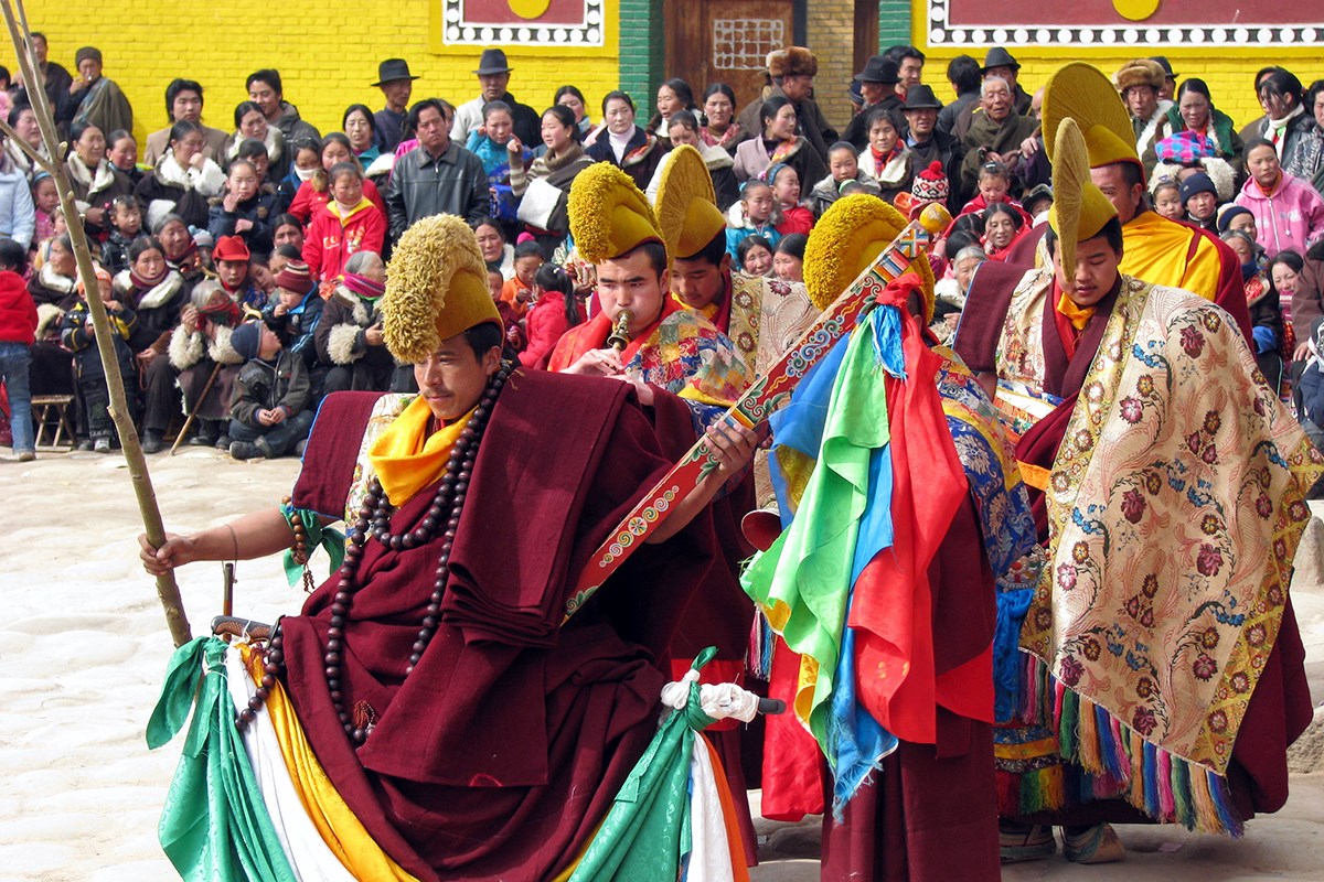 Monlam Festival (Losar, Tibetan New Year) in Tongren