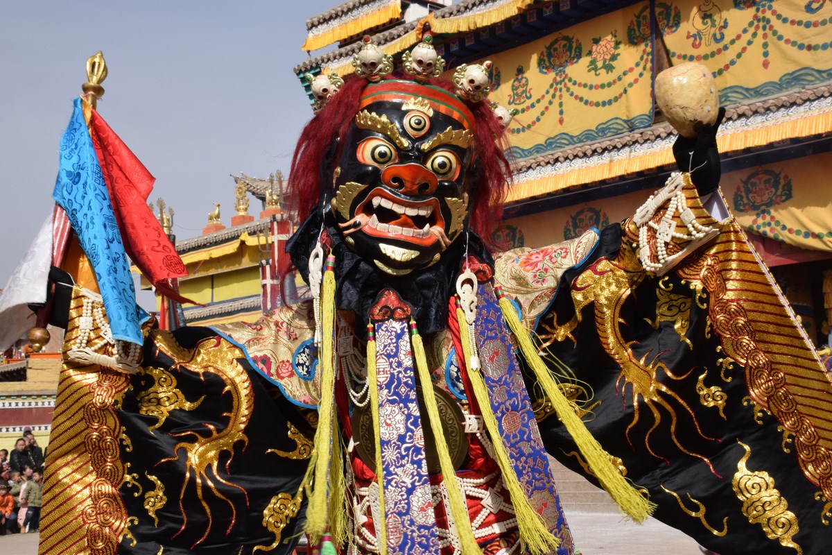 Monlam Festival (Losar, Tibetan New Year) in Tongren