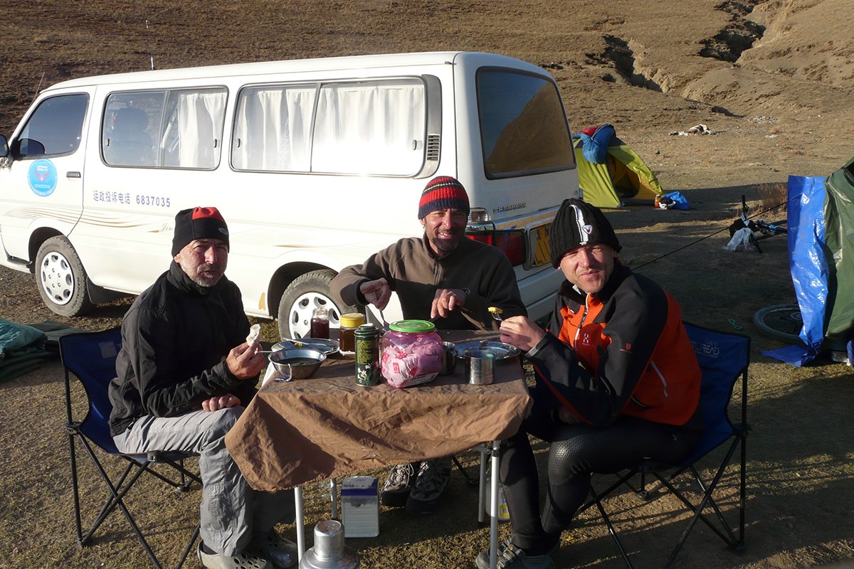 Bike Tour from Lhasa to Kathmandu 