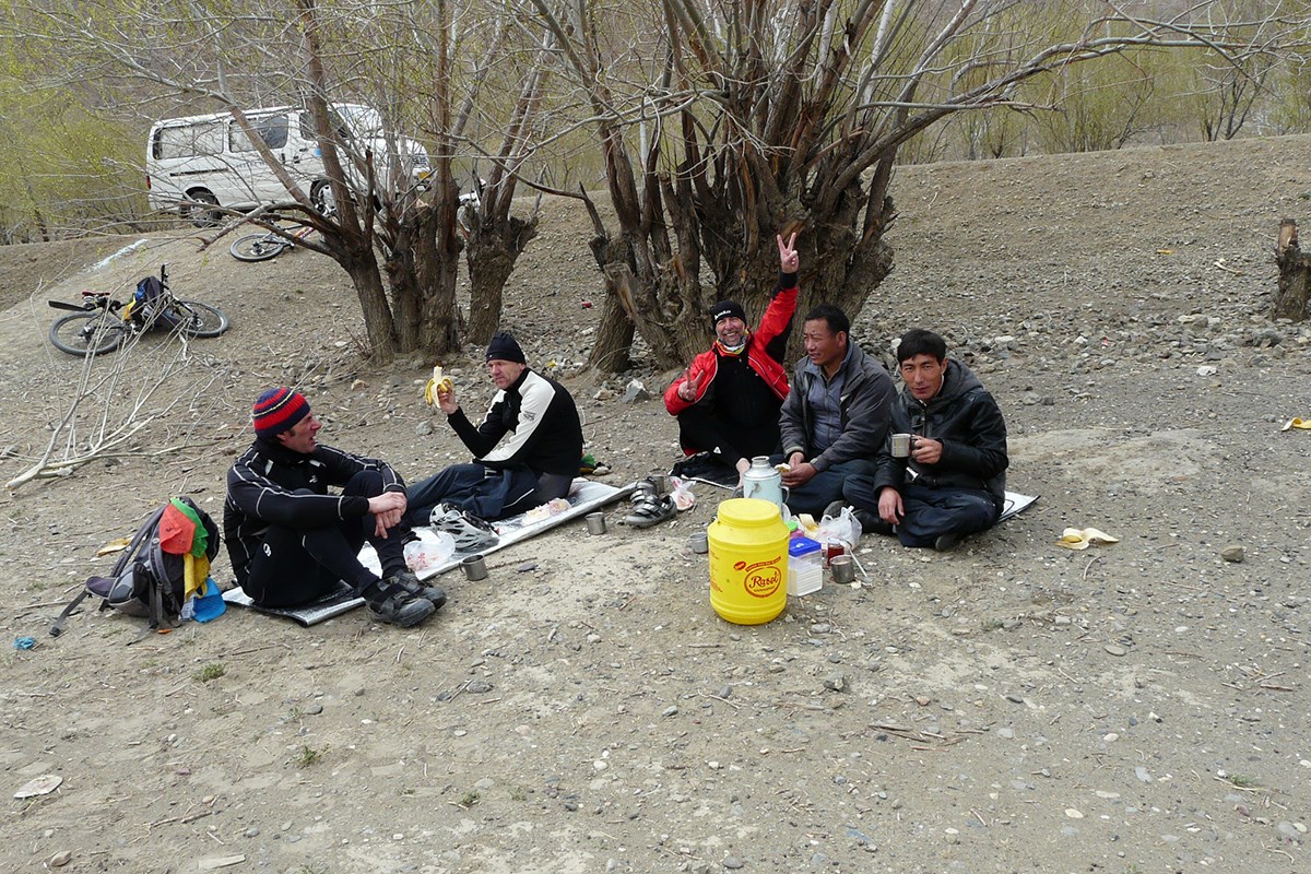 Bike Tour from Lhasa to Kathmandu 