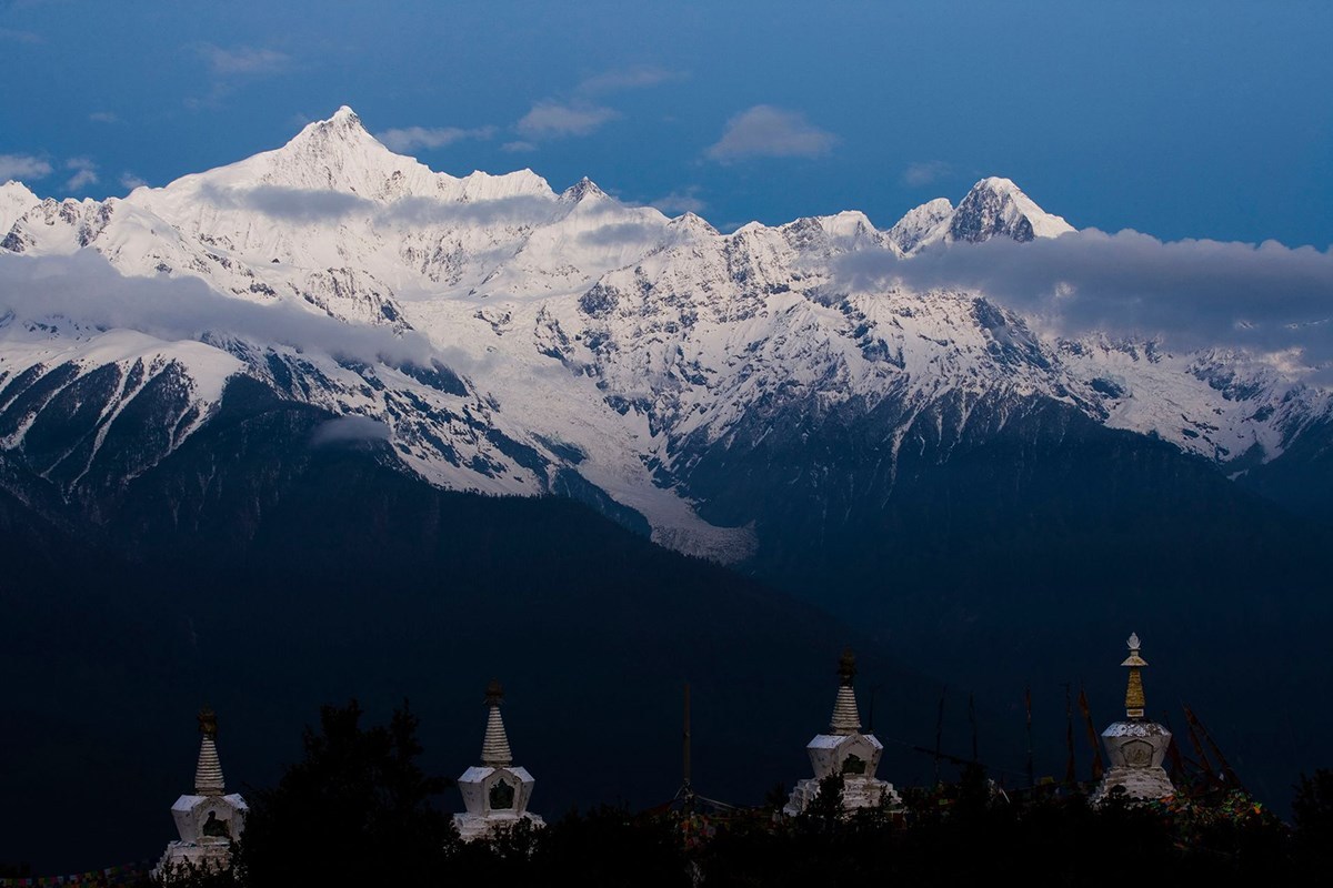 Meili Xueshan Snow Mountain 