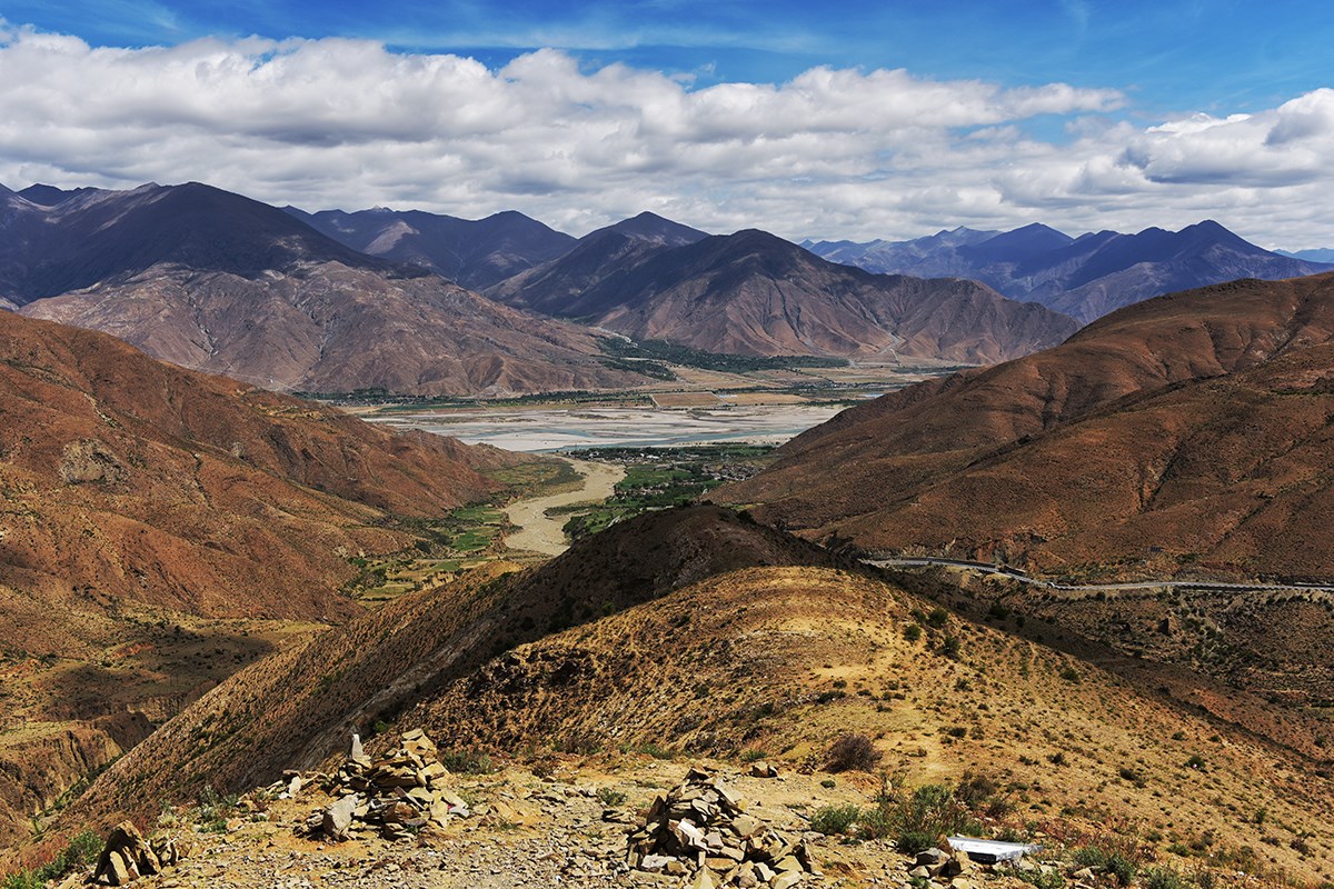 Yarlung Tsangpo and Simila Valley | Photo by Liu Bin